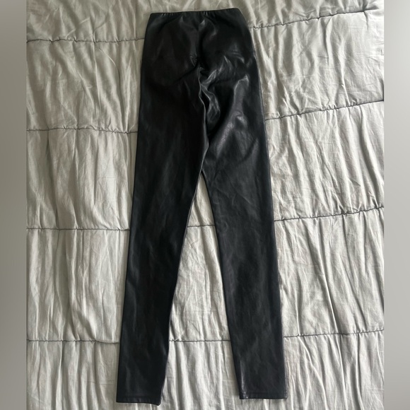 WILFRED ARITZIA LEATHER PANT LEGGINGS - Picture 2 of 4